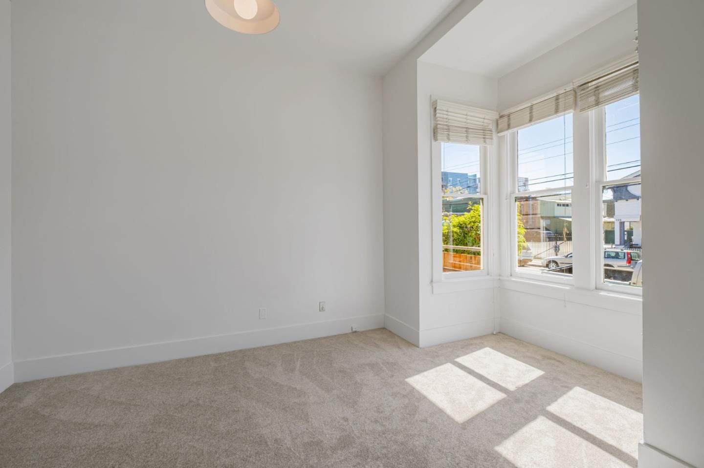 Detail Gallery Image 7 of 29 For 120 Maple St, Santa Cruz,  CA 95060 - 4 Beds | 1 Baths