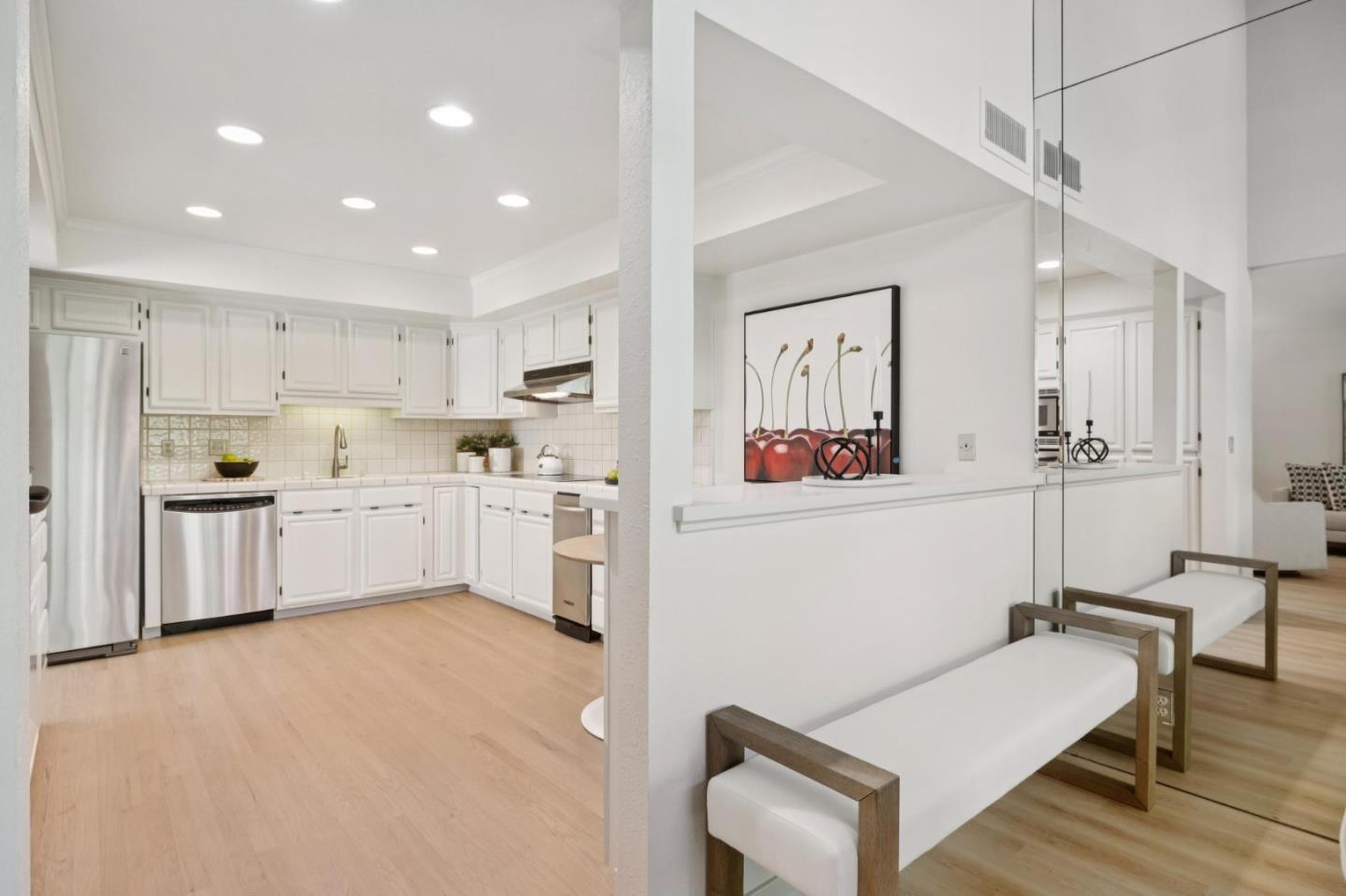 Detail Gallery Image 26 of 72 For 105 Rio Vista, Los Gatos,  CA 95032 - 3 Beds | 3 Baths