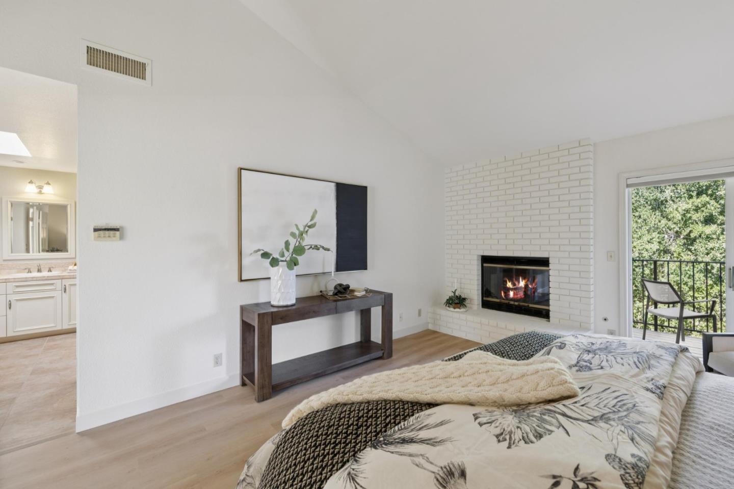 Detail Gallery Image 37 of 72 For 105 Rio Vista, Los Gatos,  CA 95032 - 3 Beds | 3 Baths