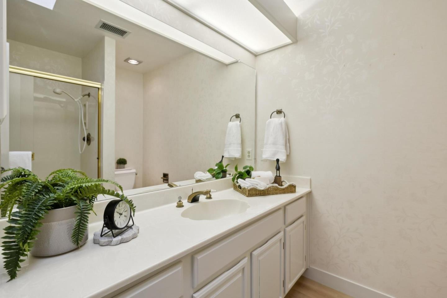 Detail Gallery Image 45 of 72 For 105 Rio Vista, Los Gatos,  CA 95032 - 3 Beds | 3 Baths