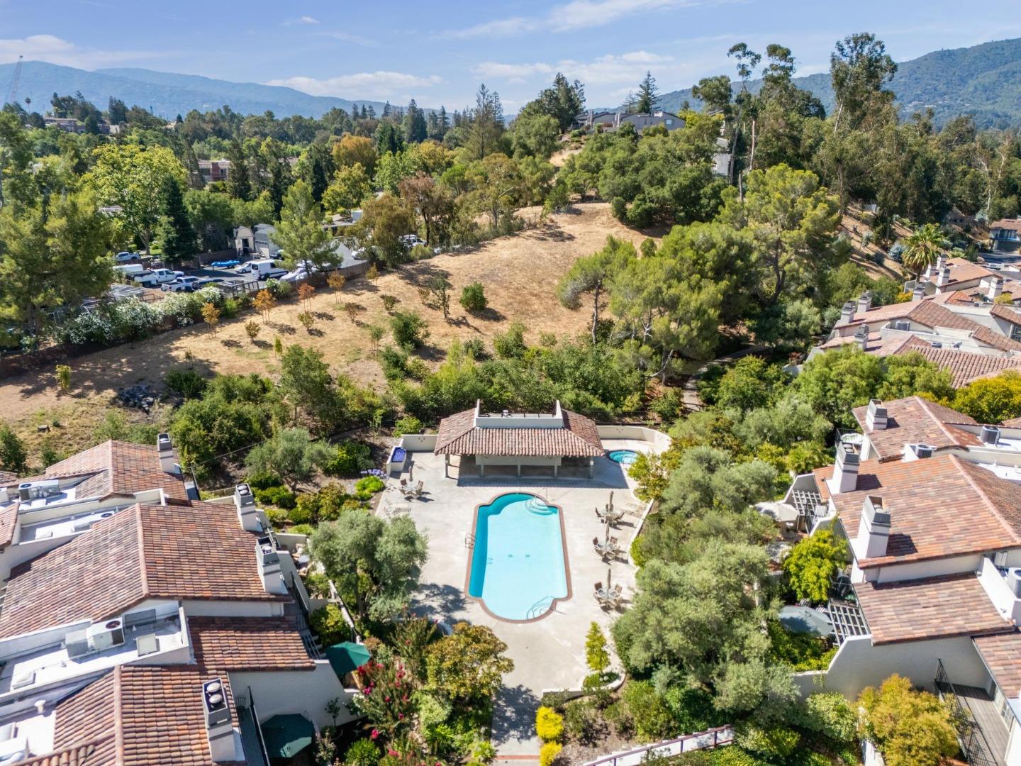 Detail Gallery Image 58 of 72 For 105 Rio Vista, Los Gatos,  CA 95032 - 3 Beds | 3 Baths