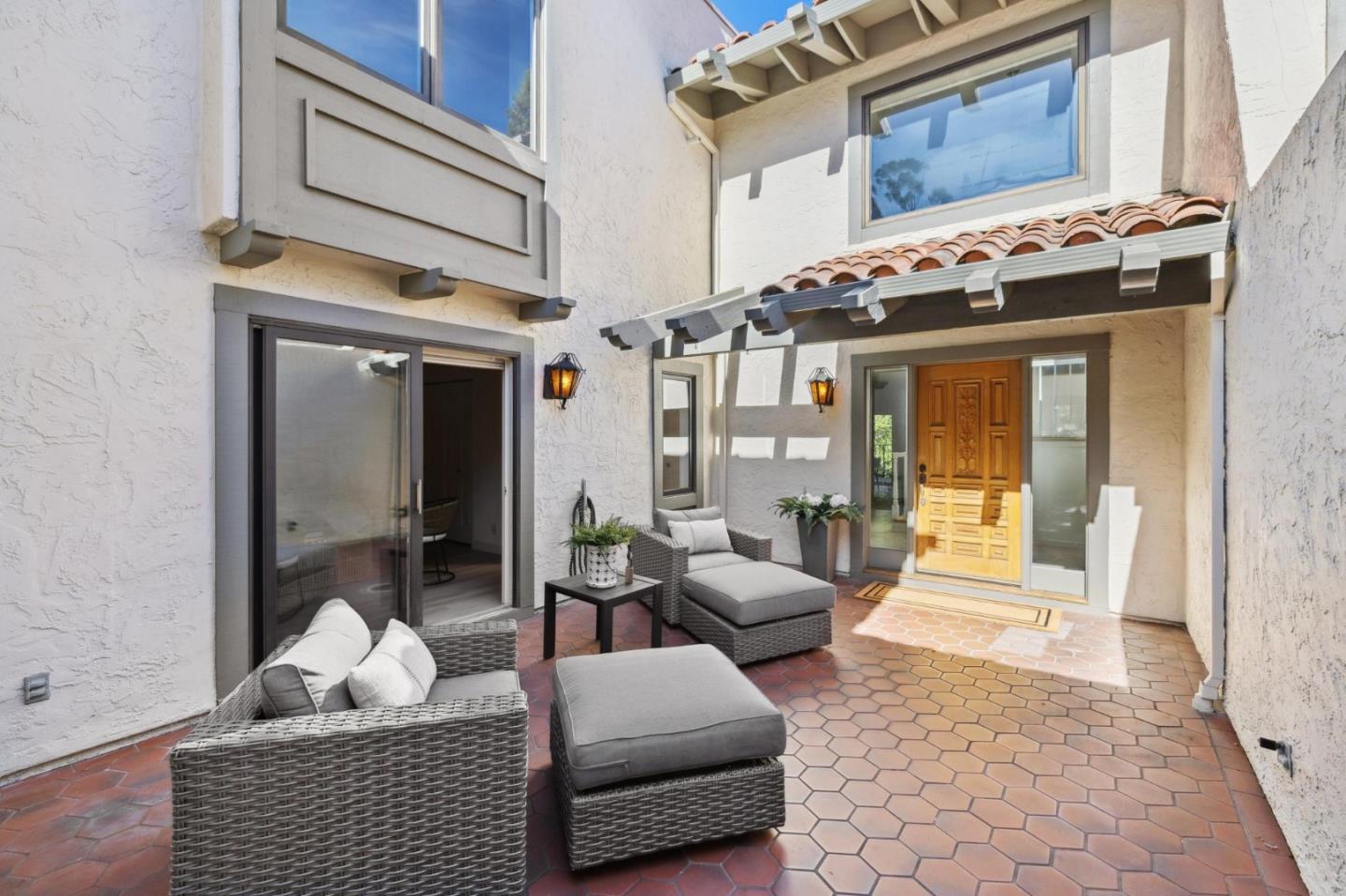 Detail Gallery Image 8 of 72 For 105 Rio Vista, Los Gatos,  CA 95032 - 3 Beds | 3 Baths