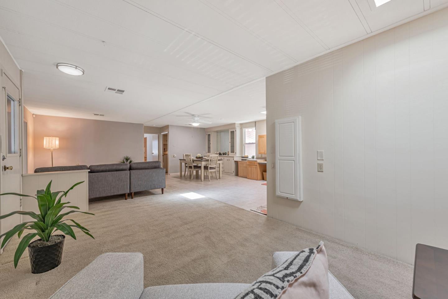 Detail Gallery Image 6 of 25 For 1445 Bascom Ave #47,  San Jose,  CA 95128 - 2 Beds | 2 Baths