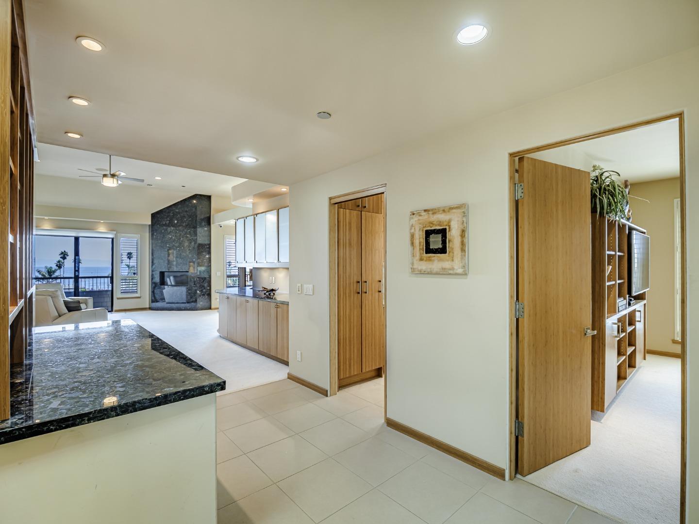 Detail Gallery Image 17 of 48 For 515 2nd St 2a,  Santa Cruz,  CA 95060 - 2 Beds | 2 Baths