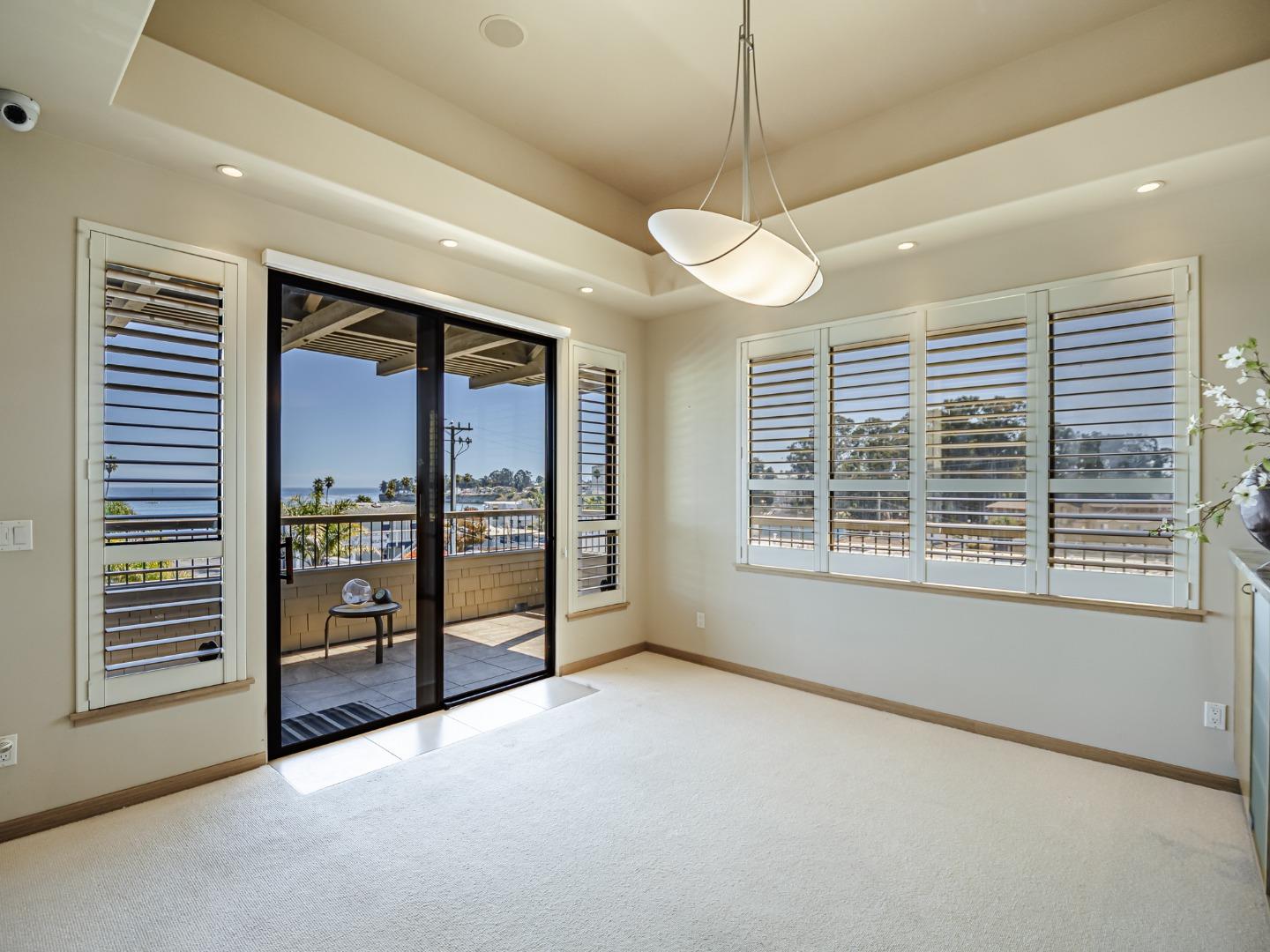 Detail Gallery Image 24 of 48 For 515 2nd St 2a,  Santa Cruz,  CA 95060 - 2 Beds | 2 Baths