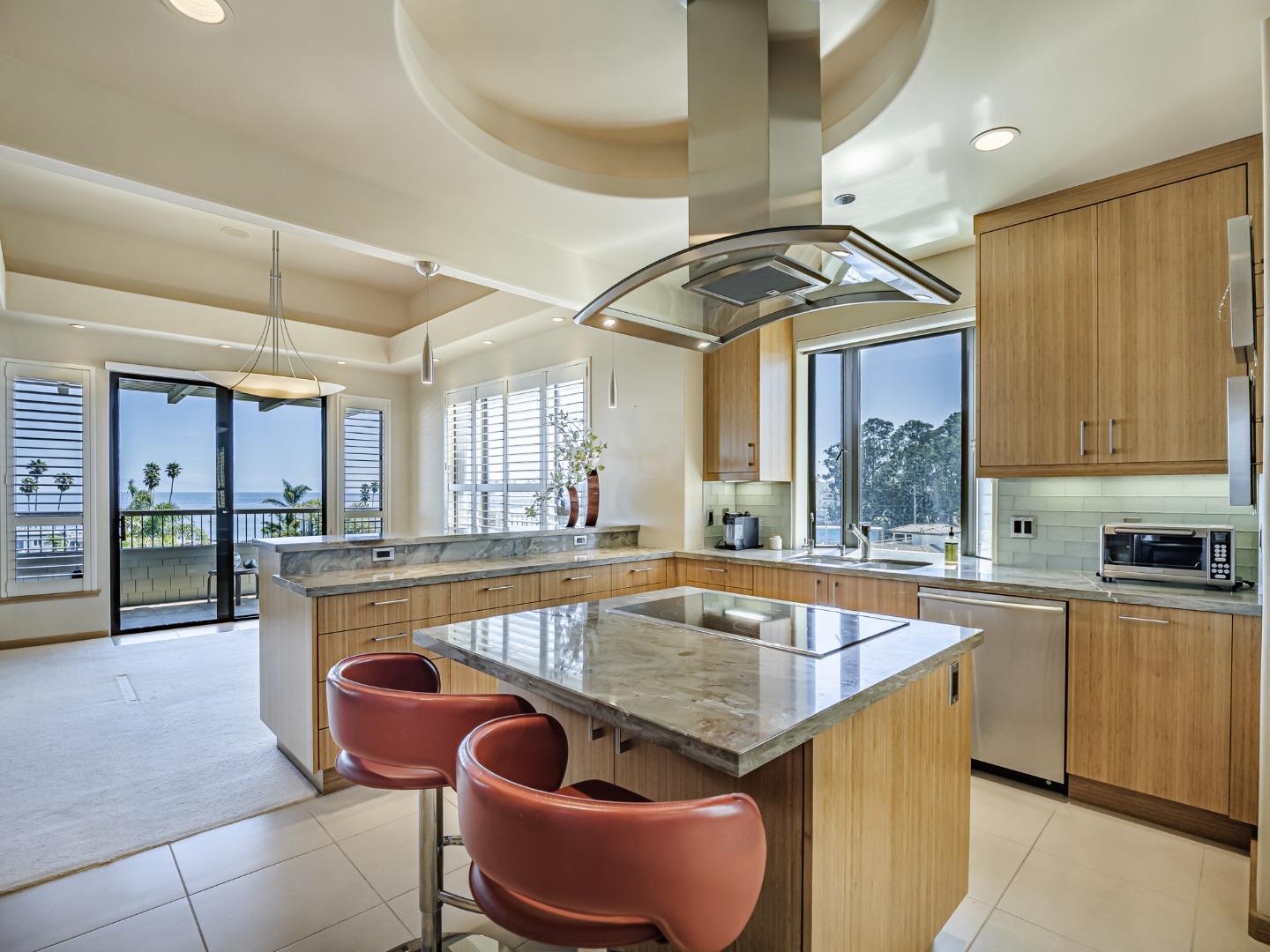 Detail Gallery Image 26 of 48 For 515 2nd St 2a,  Santa Cruz,  CA 95060 - 2 Beds | 2 Baths