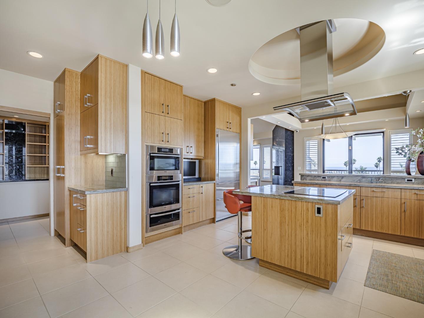 Detail Gallery Image 31 of 48 For 515 2nd St 2a,  Santa Cruz,  CA 95060 - 2 Beds | 2 Baths
