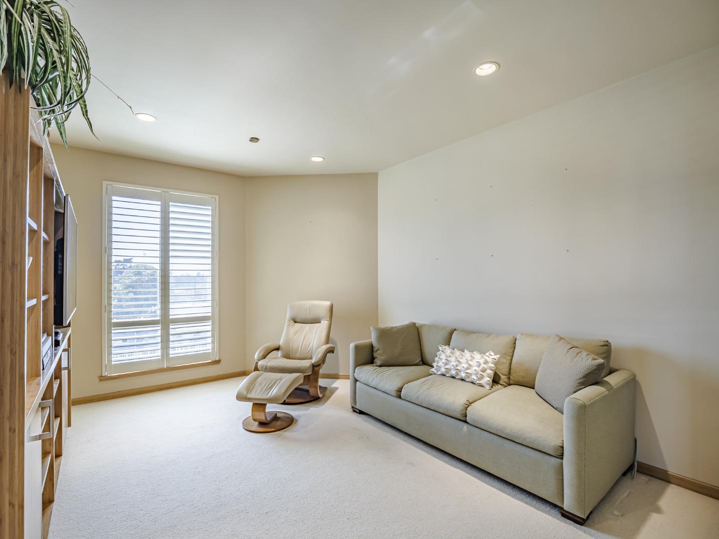Detail Gallery Image 33 of 48 For 515 2nd St 2a,  Santa Cruz,  CA 95060 - 2 Beds | 2 Baths