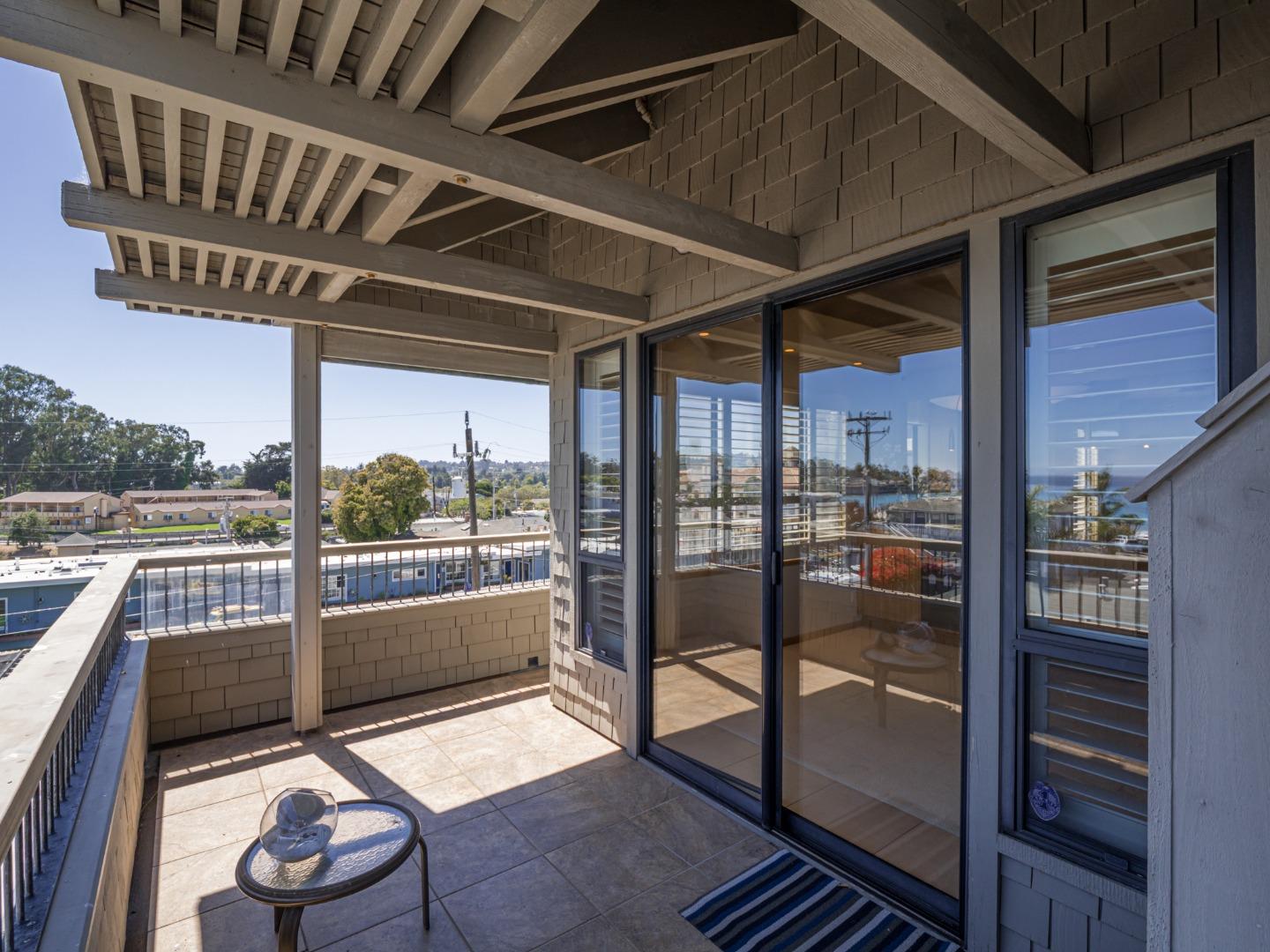 Detail Gallery Image 45 of 48 For 515 2nd St 2a,  Santa Cruz,  CA 95060 - 2 Beds | 2 Baths