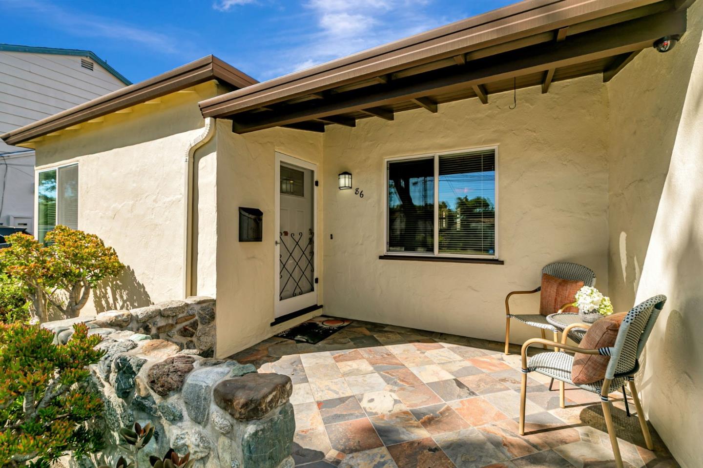 Detail Gallery Image 3 of 41 For 86 S Cragmont Ave, San Jose,  CA 95127 - 3 Beds | 2 Baths