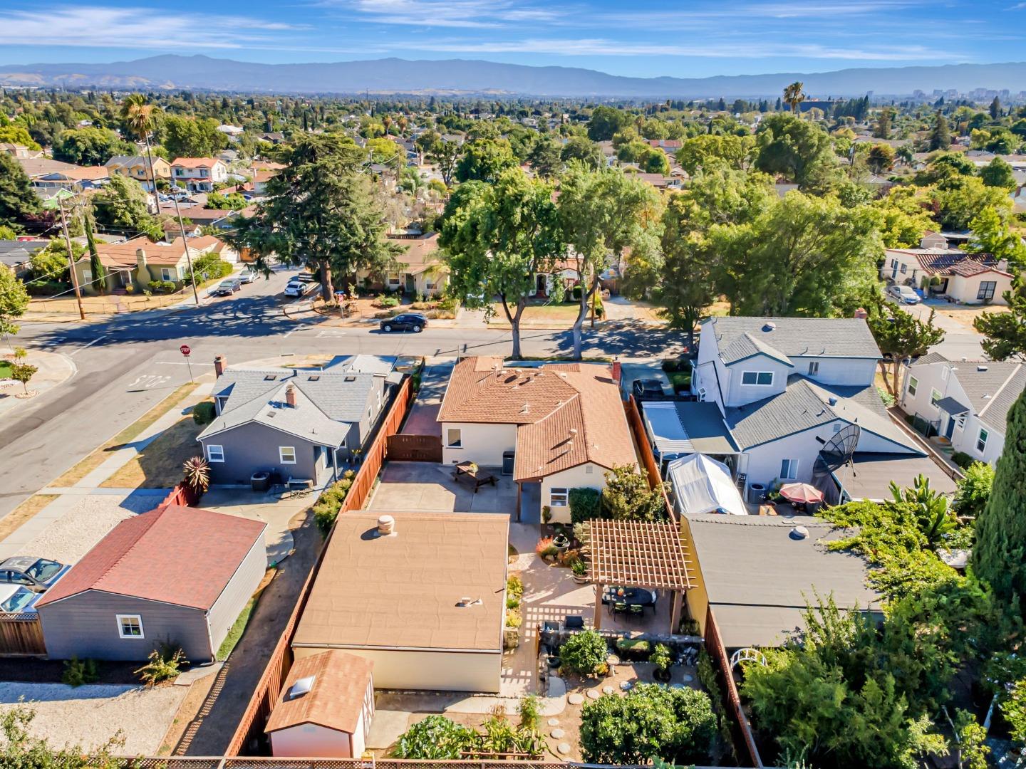 Detail Gallery Image 39 of 41 For 86 S Cragmont Ave, San Jose,  CA 95127 - 3 Beds | 2 Baths