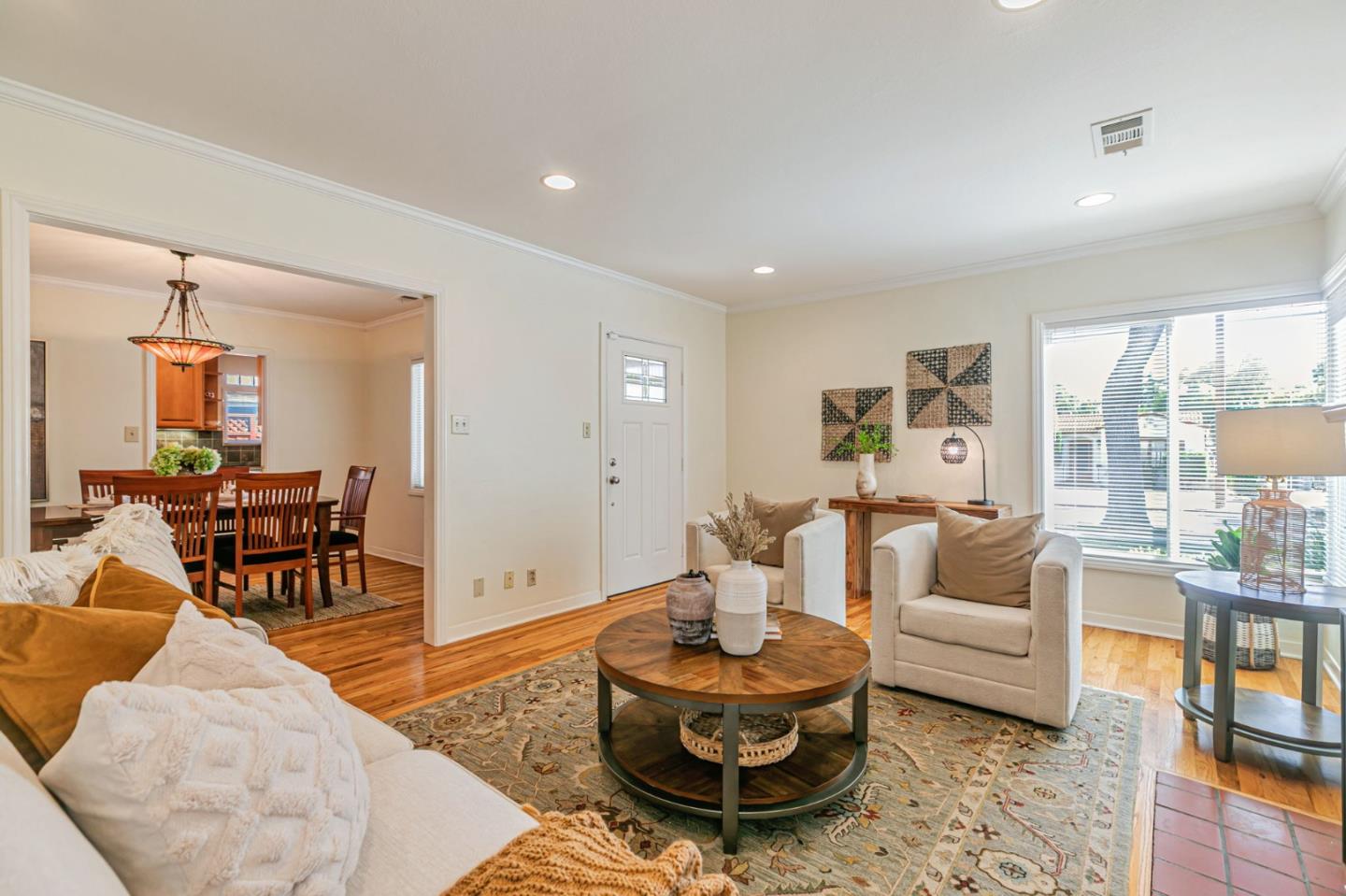 Detail Gallery Image 7 of 41 For 86 S Cragmont Ave, San Jose,  CA 95127 - 3 Beds | 2 Baths