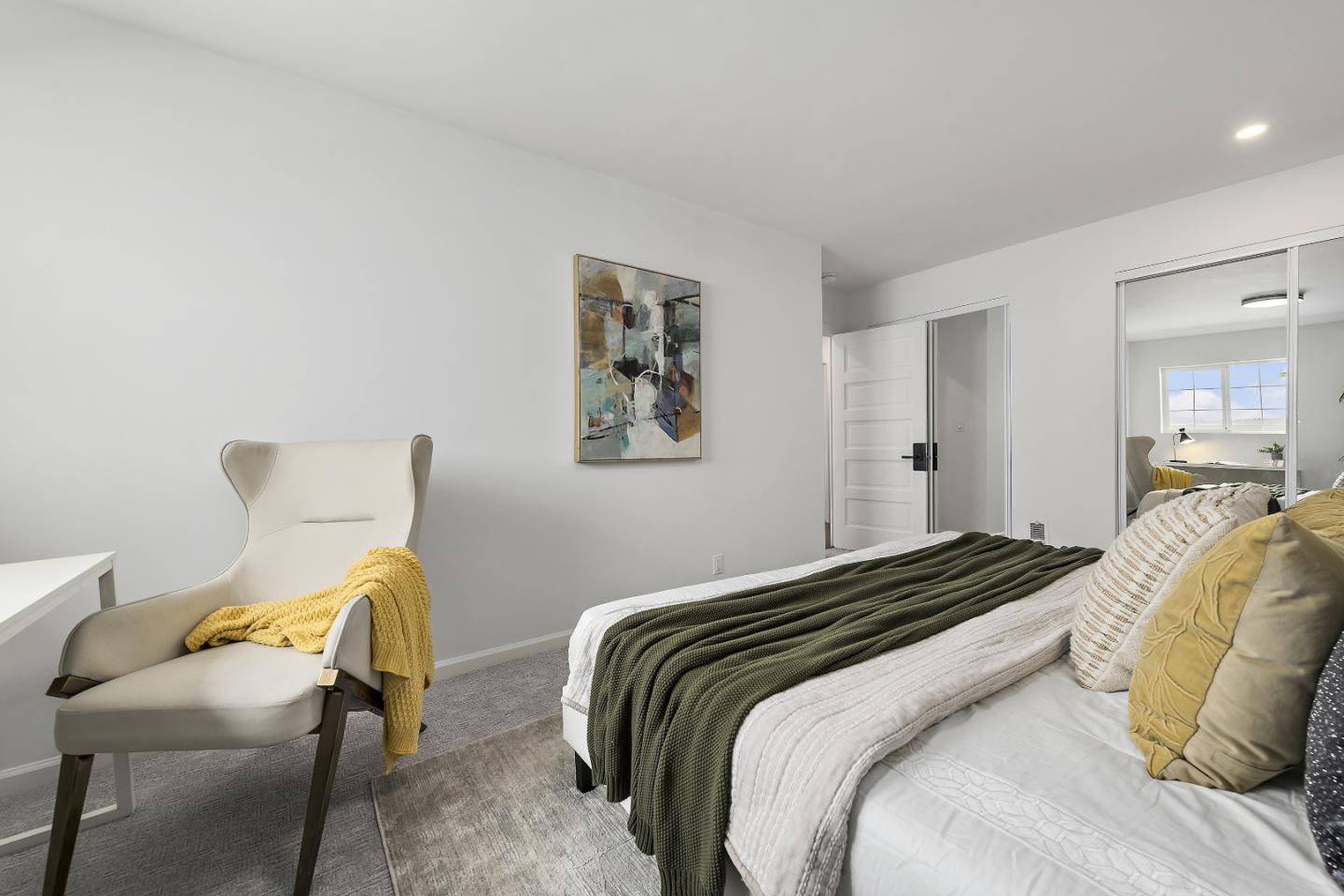 Detail Gallery Image 11 of 31 For 950-954 Vallejo St, San Francisco,  CA 94133 - – Beds | – Baths