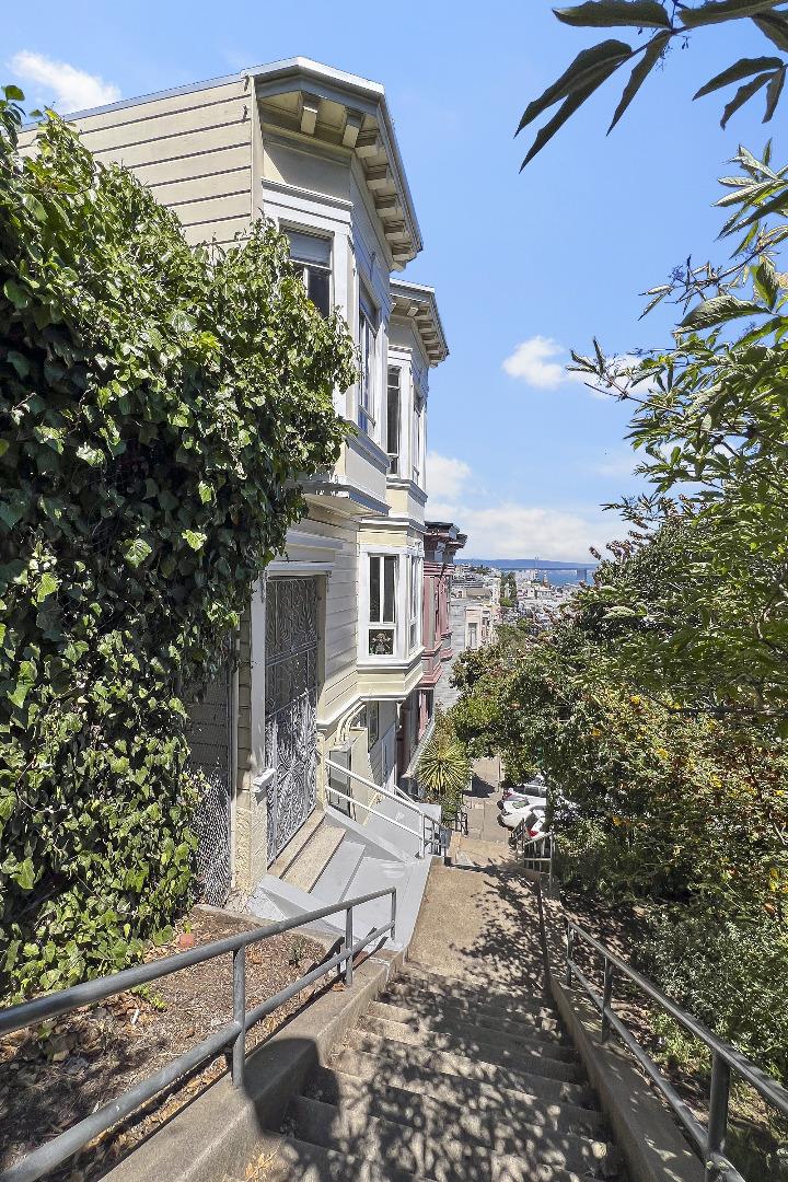 Detail Gallery Image 30 of 31 For 950-954 Vallejo St, San Francisco,  CA 94133 - – Beds | – Baths