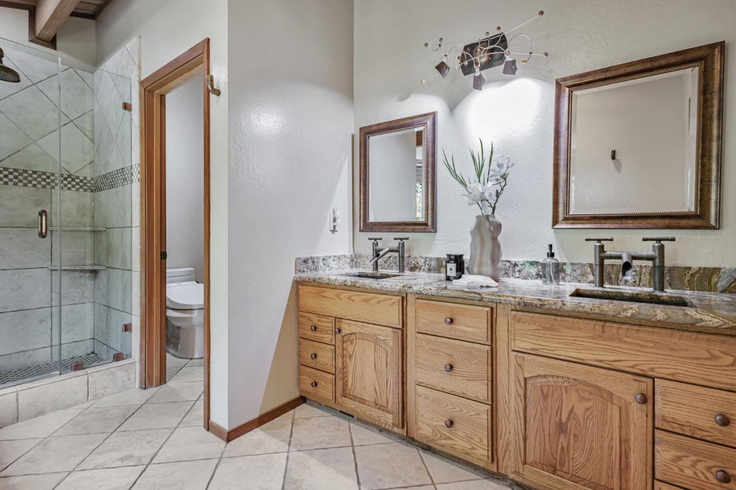 Detail Gallery Image 15 of 30 For 555 Avenue Portola, El Granada,  CA 94018 - 4 Beds | 3 Baths