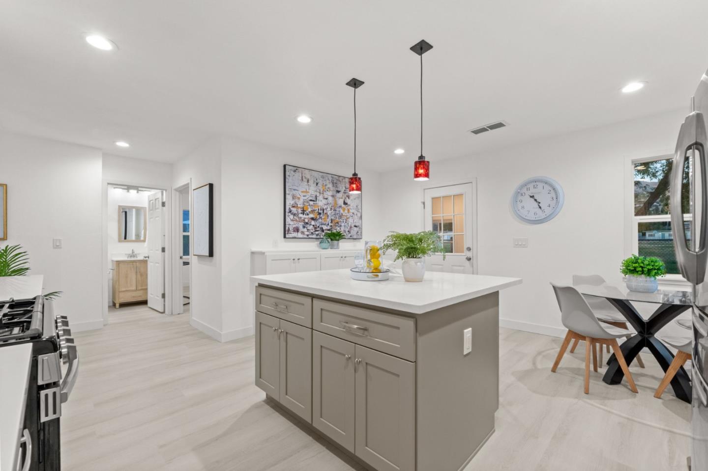 Detail Gallery Image 15 of 55 For 366 Cureton Pl, San Jose,  CA 95127 - 3 Beds | 2 Baths