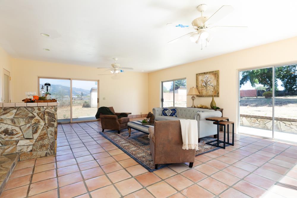 Detail Gallery Image 6 of 53 For 96 Wheelock Rd, Watsonville,  CA 95076 - 2 Beds | 2/1 Baths