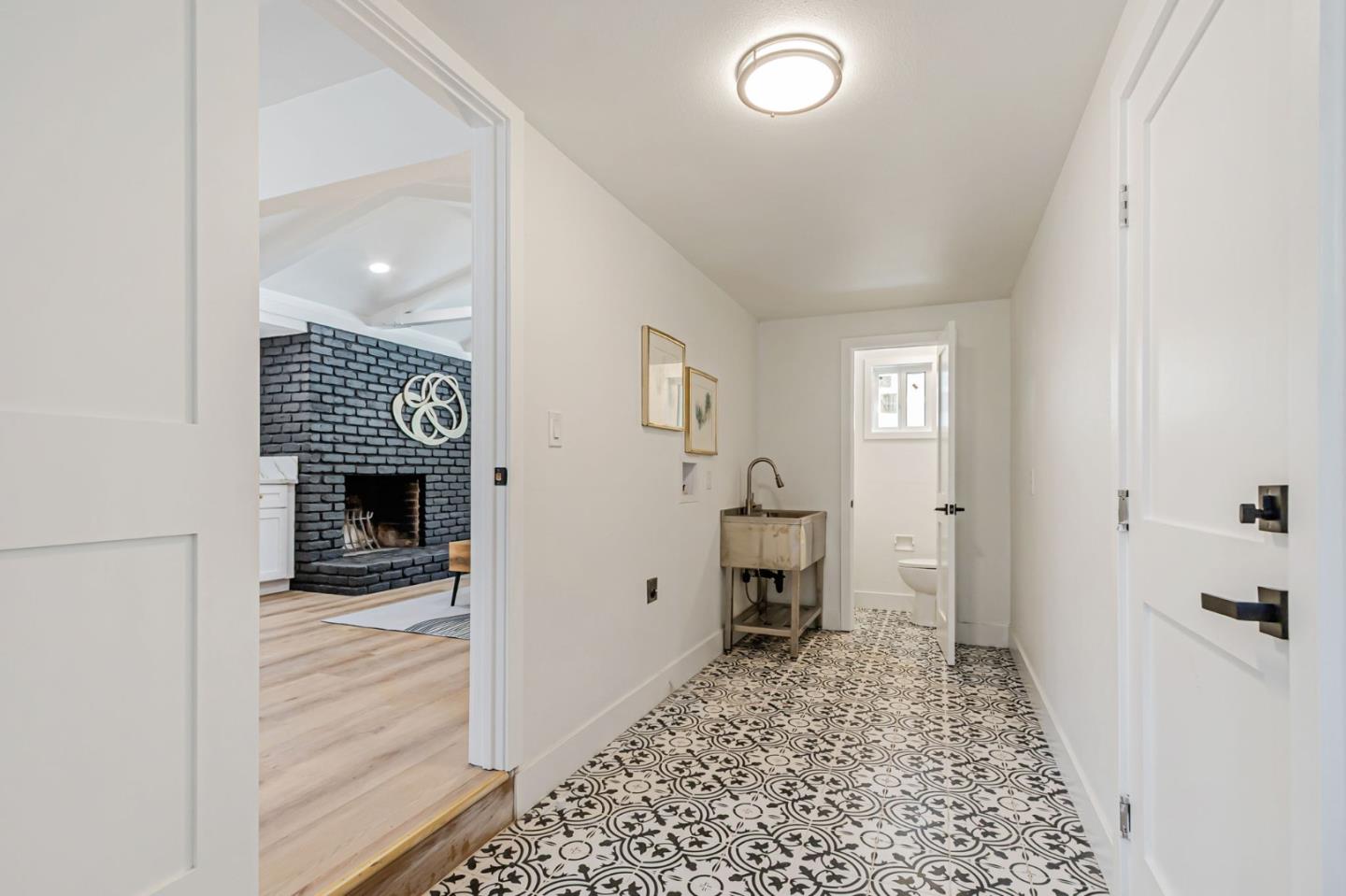 Detail Gallery Image 10 of 29 For 1349 Happy Valley Ave, San Jose,  CA 95129 - 3 Beds | 2/1 Baths