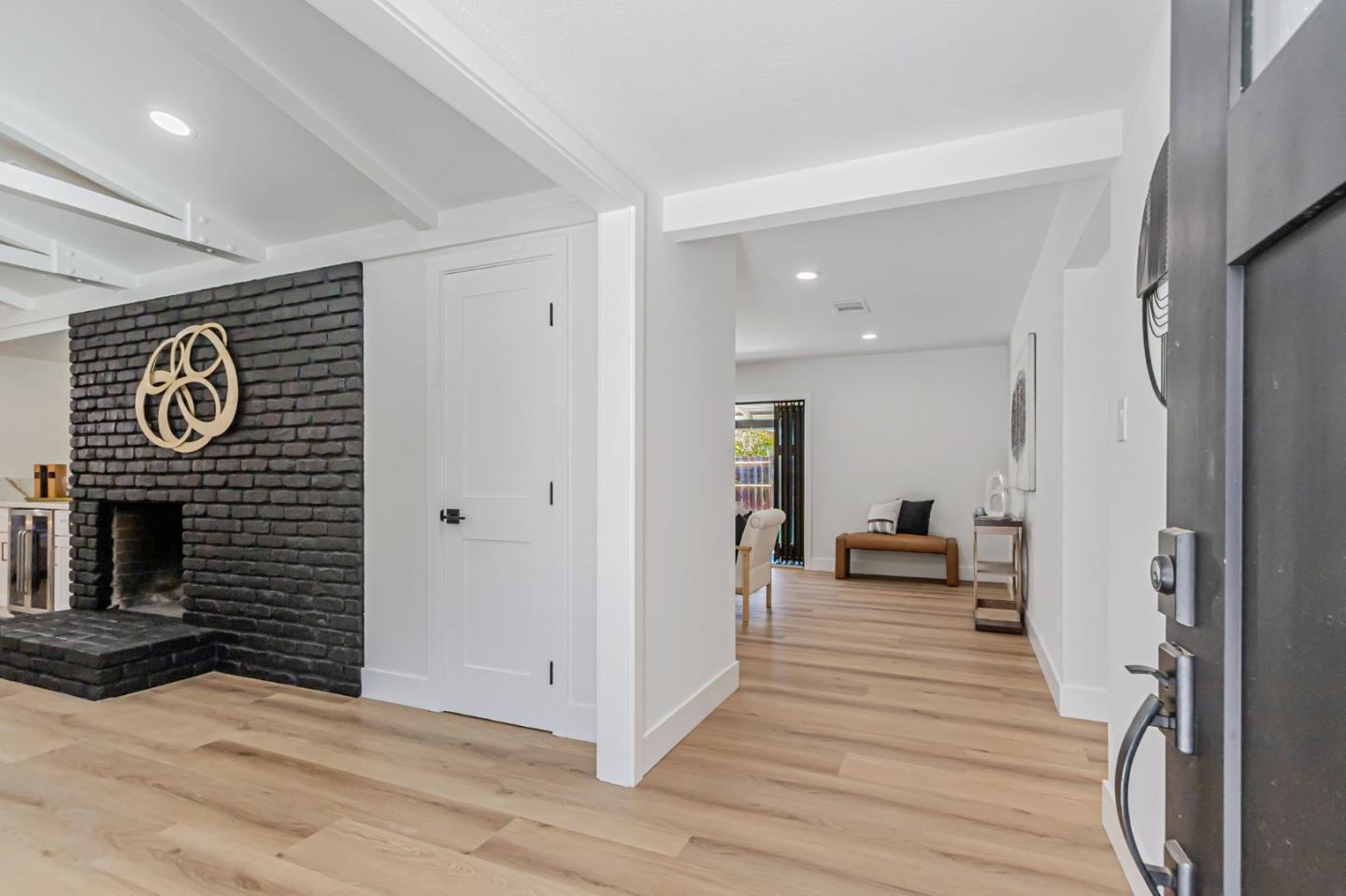 Detail Gallery Image 14 of 29 For 1349 Happy Valley Ave, San Jose,  CA 95129 - 3 Beds | 2/1 Baths