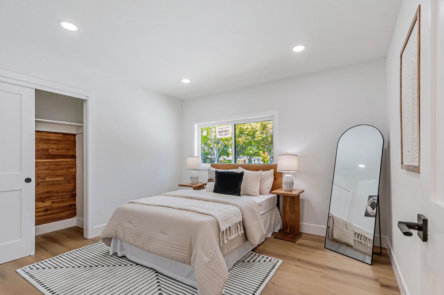 Detail Gallery Image 17 of 29 For 1349 Happy Valley Ave, San Jose,  CA 95129 - 3 Beds | 2/1 Baths