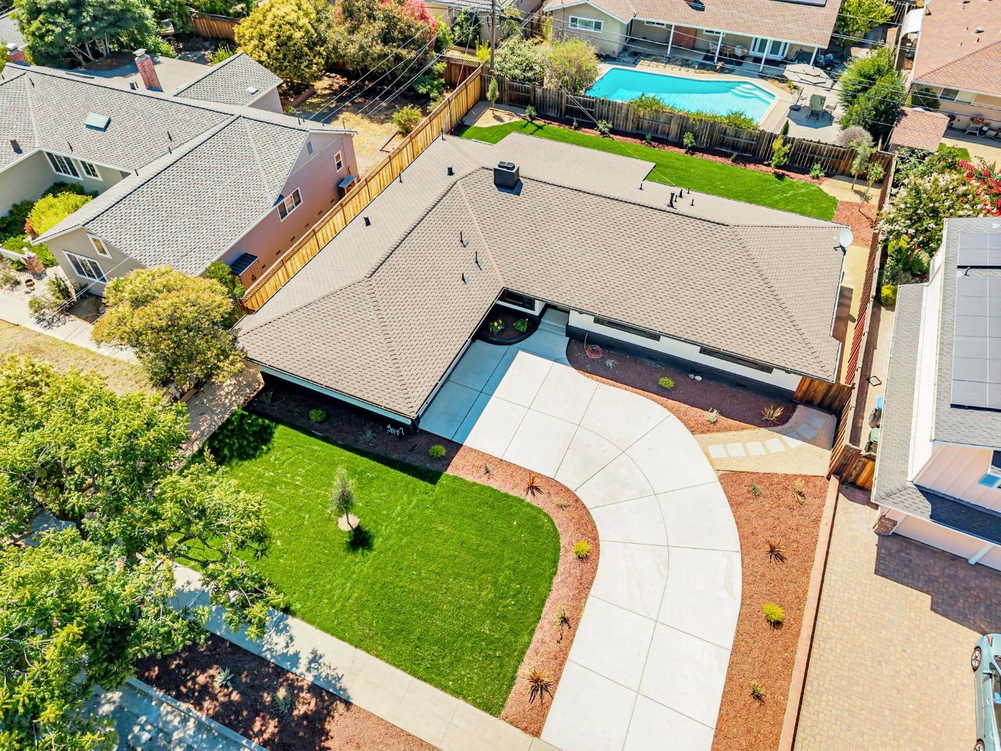 Detail Gallery Image 25 of 29 For 1349 Happy Valley Ave, San Jose,  CA 95129 - 3 Beds | 2/1 Baths