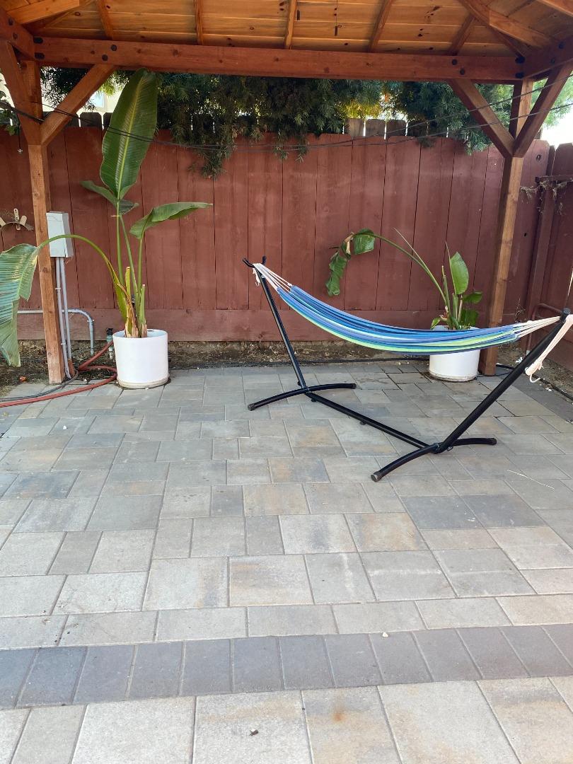 Detail Gallery Image 14 of 15 For 1210 Snow Ridge Ct, Modesto,  CA 95351 - 4 Beds | 2/1 Baths