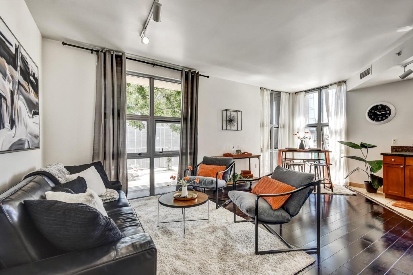 Detail Gallery Image 3 of 29 For 175 W Saint James St #203,  San Jose,  CA 95110 - 2 Beds | 2 Baths
