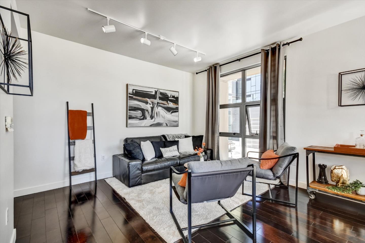 Detail Gallery Image 4 of 29 For 175 W Saint James St #203,  San Jose,  CA 95110 - 2 Beds | 2 Baths