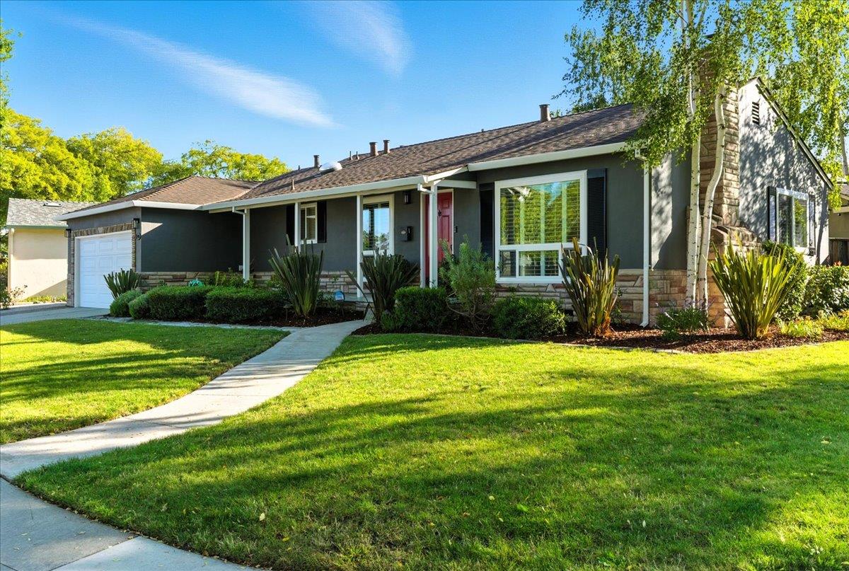 Detail Gallery Image 4 of 24 For 743 N Redwood Ave, San Jose,  CA 95128 - 3 Beds | 1 Baths