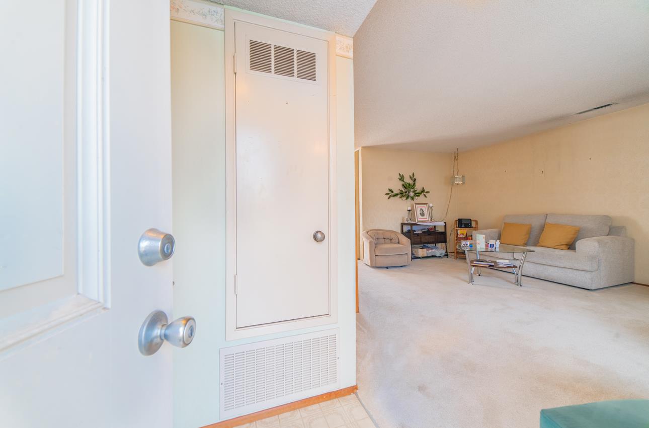 Detail Gallery Image 6 of 25 For 1619 Seville St, Salinas,  CA 93906 - 2 Beds | 1 Baths
