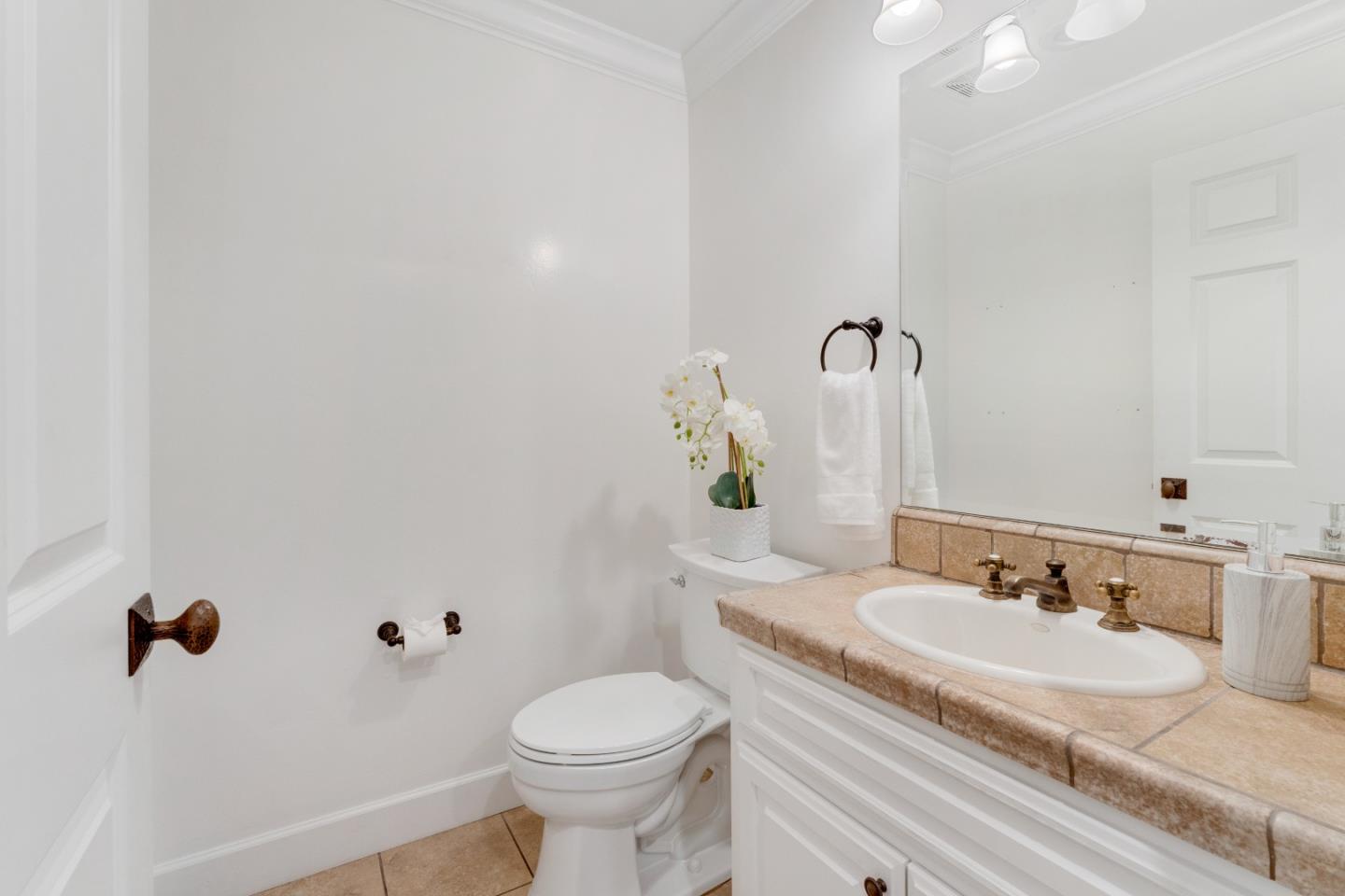 Detail Gallery Image 11 of 14 For 110 Boyer Ln, Los Gatos,  CA 95030 - 3 Beds | 2/1 Baths