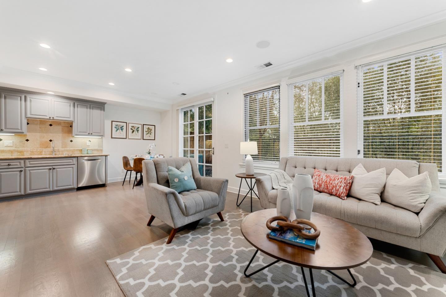 Detail Gallery Image 5 of 14 For 110 Boyer Ln, Los Gatos,  CA 95030 - 3 Beds | 2/1 Baths