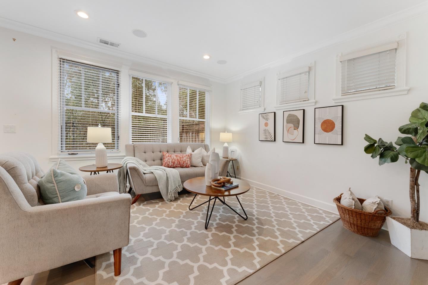 Detail Gallery Image 6 of 14 For 110 Boyer Ln, Los Gatos,  CA 95030 - 3 Beds | 2/1 Baths