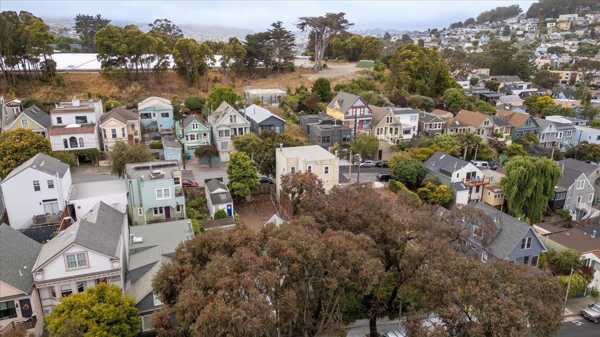 Detail Gallery Image 24 of 27 For 108 Cortland Ave, San Francisco,  CA 94110 - 2 Beds | 1 Baths