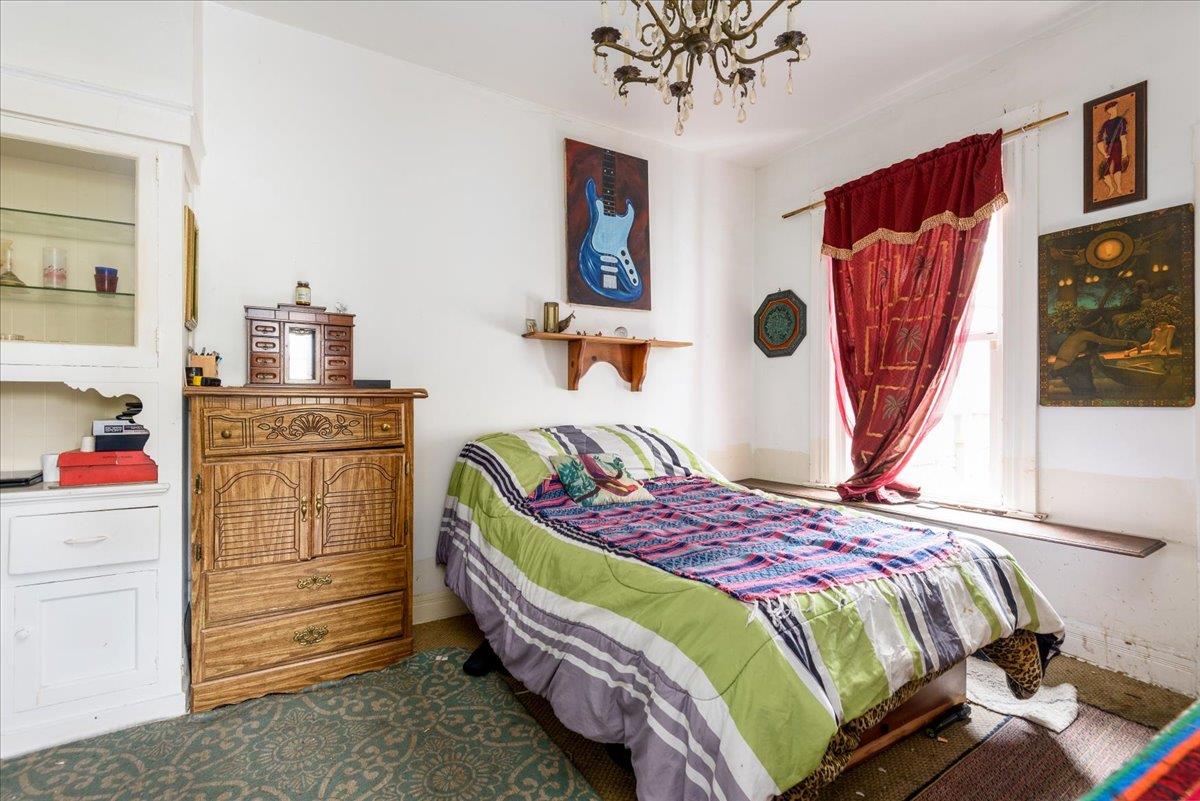 Detail Gallery Image 7 of 27 For 108 Cortland Ave, San Francisco,  CA 94110 - 2 Beds | 1 Baths