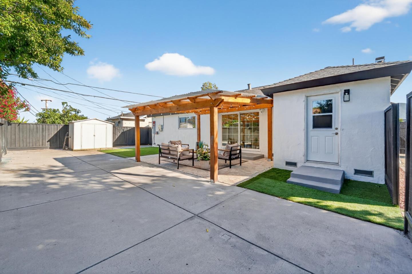 Detail Gallery Image 33 of 43 For 5602 Meridian Ave, San Jose,  CA 95118 - 3 Beds | 2 Baths