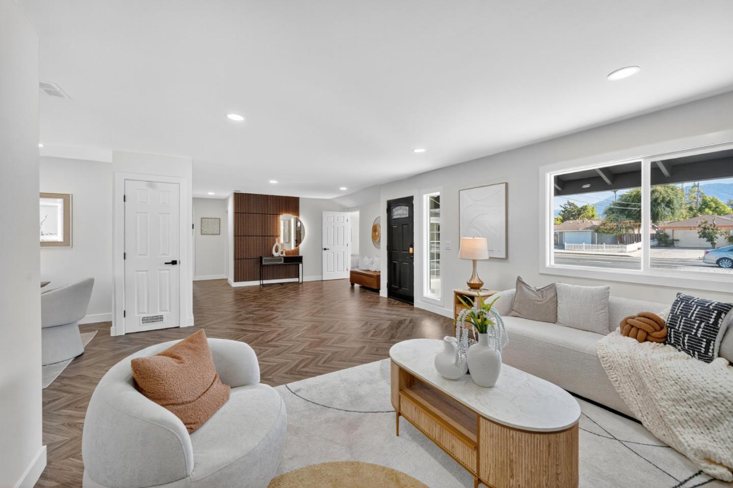 Detail Gallery Image 6 of 43 For 5602 Meridian Ave, San Jose,  CA 95118 - 3 Beds | 2 Baths