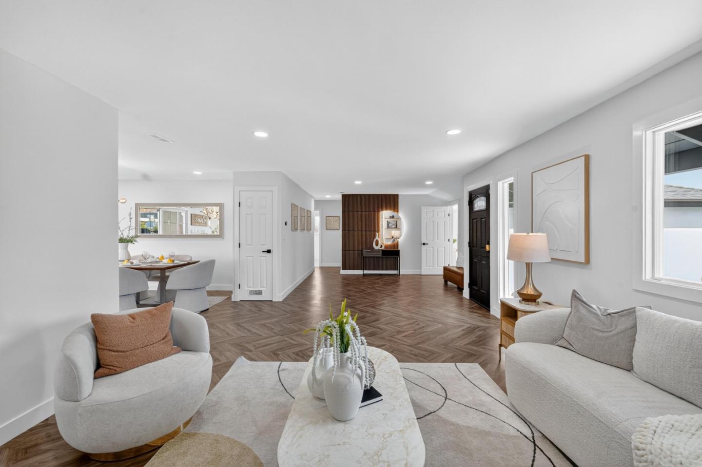 Detail Gallery Image 8 of 43 For 5602 Meridian Ave, San Jose,  CA 95118 - 3 Beds | 2 Baths
