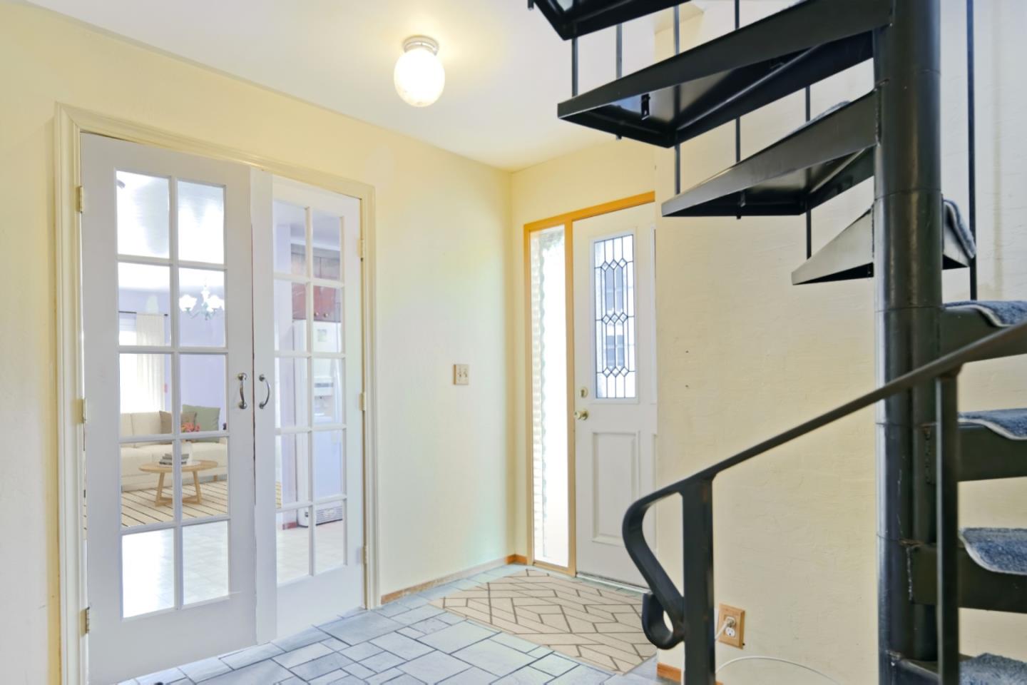 Detail Gallery Image 23 of 38 For 268 Alameda De Las Pulgas, Redwood City,  CA 94062 - 5 Beds | 3 Baths