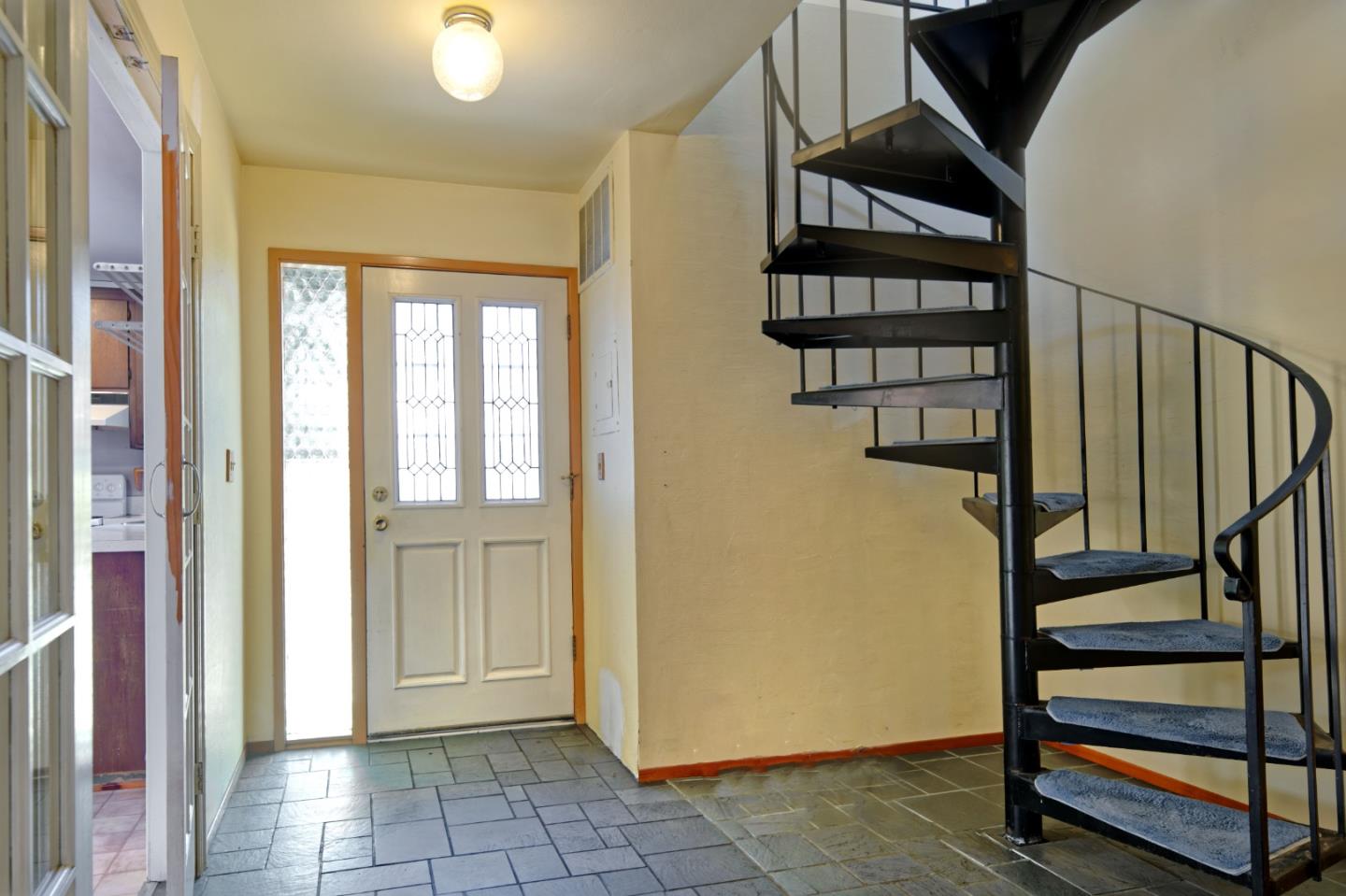 Detail Gallery Image 24 of 38 For 268 Alameda De Las Pulgas, Redwood City,  CA 94062 - 5 Beds | 3 Baths