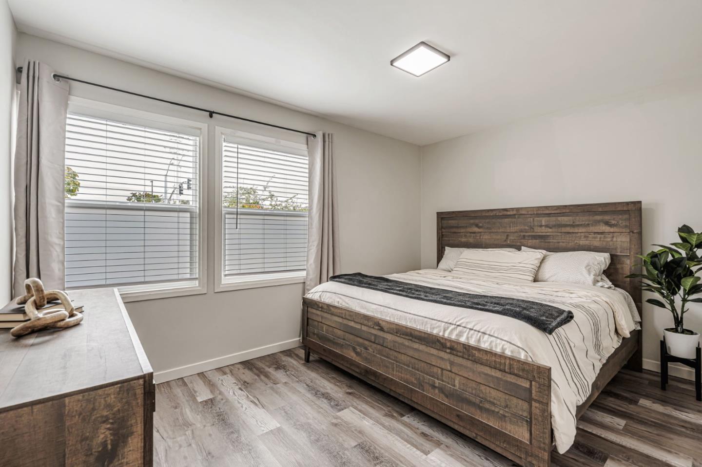 Detail Gallery Image 18 of 30 For 15867 Hesperian Blvd, San Lorenzo,  CA 94580 - 3 Beds | 1 Baths