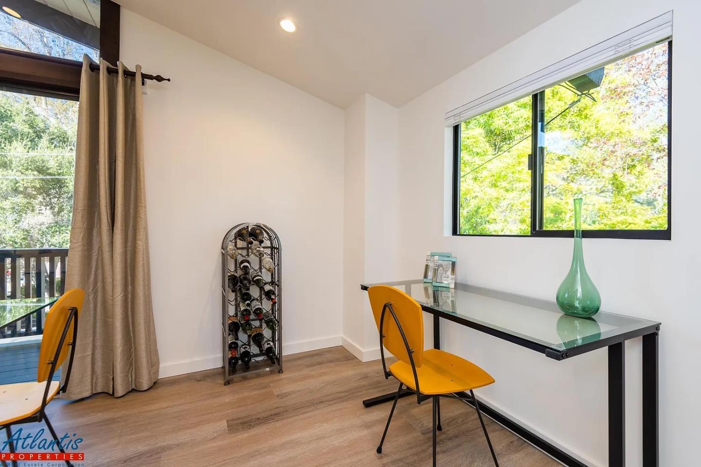 Detail Gallery Image 3 of 9 For 16158a Bachman Ave, Monte Sereno,  CA 95030 - 1 Beds | 1 Baths