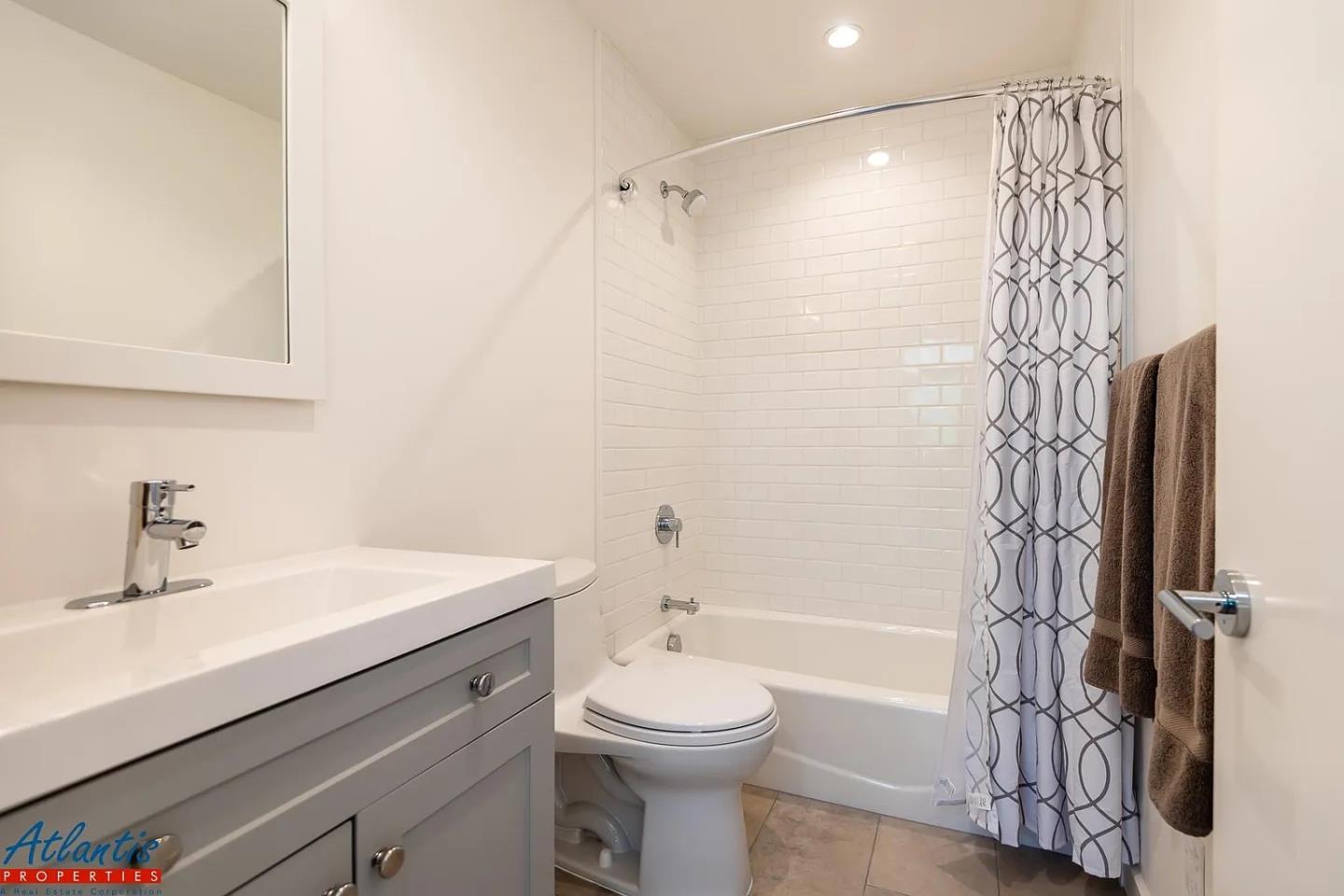 Detail Gallery Image 8 of 9 For 16158a Bachman Ave, Monte Sereno,  CA 95030 - 1 Beds | 1 Baths