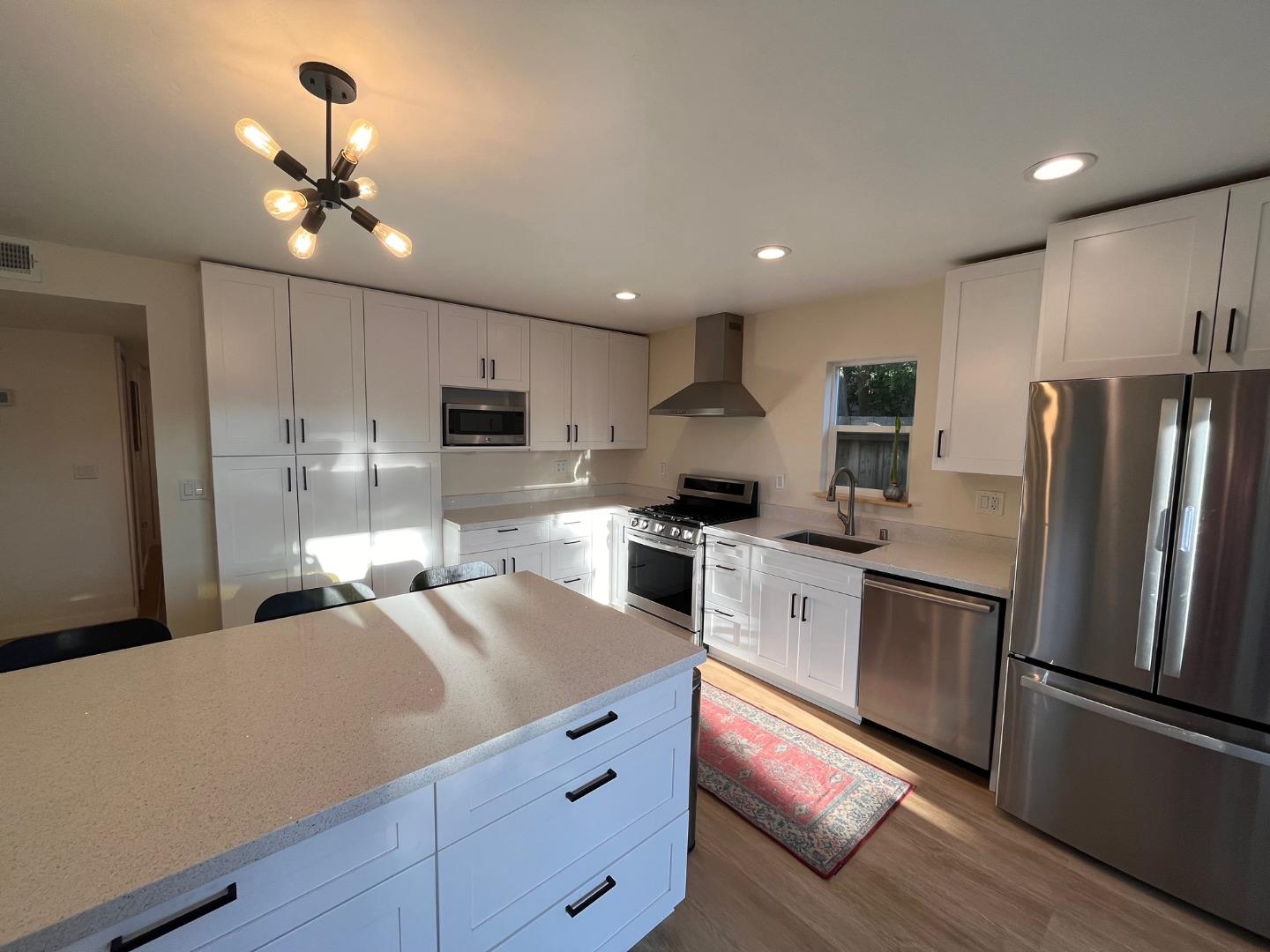 Detail Gallery Image 32 of 57 For 908 Bancroft Ave, Half Moon Bay,  CA 94019 - 5 Beds | 3 Baths