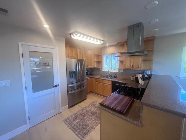 Detail Gallery Image 6 of 57 For 908 Bancroft Ave, Half Moon Bay,  CA 94019 - 5 Beds | 3 Baths