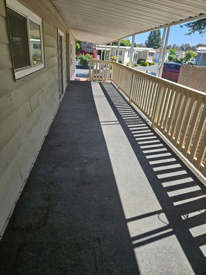 Detail Gallery Image 10 of 12 For 418 Pinefield #418,  San Jose,  CA 95134 - 4 Beds | 2 Baths