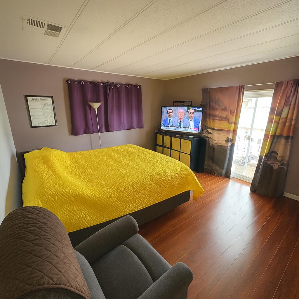 Detail Gallery Image 8 of 12 For 418 Pinefield #418,  San Jose,  CA 95134 - 4 Beds | 2 Baths