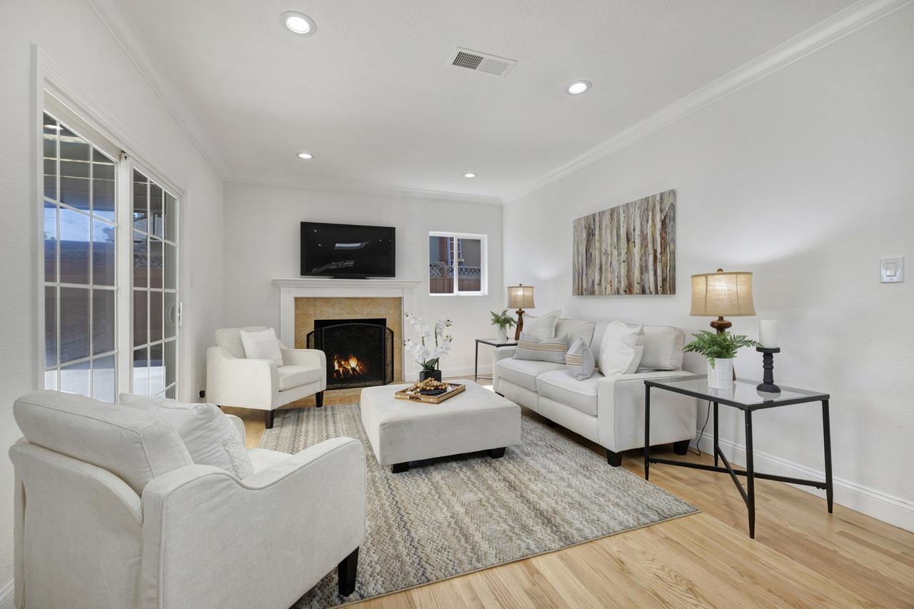 Detail Gallery Image 7 of 38 For 1075 Summerfield Dr, San Jose,  CA 95121 - 3 Beds | 2 Baths