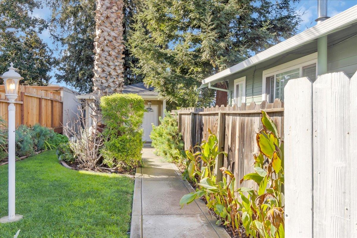 Detail Gallery Image 18 of 37 For 323 Rutland, San Jose,  CA 95128 - 2 Beds | 1 Baths