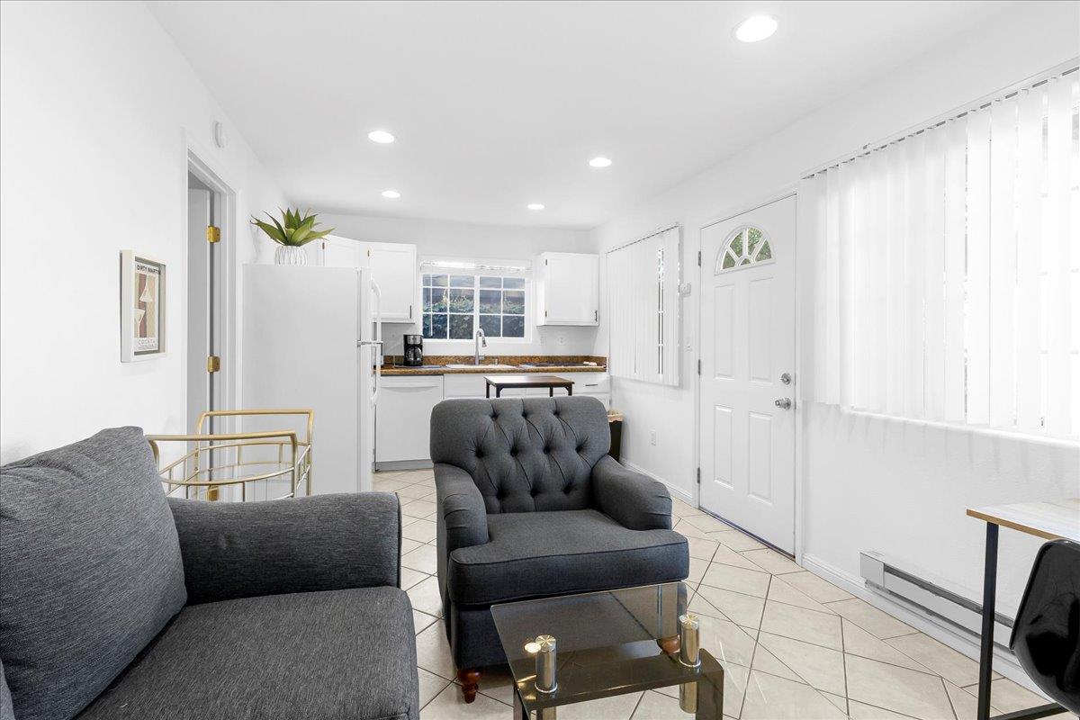 Detail Gallery Image 25 of 37 For 323 Rutland, San Jose,  CA 95128 - 2 Beds | 1 Baths